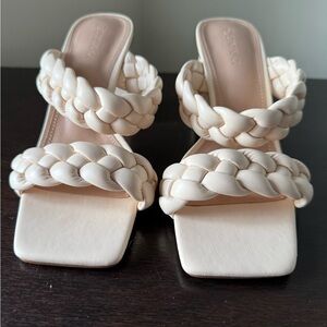 Elegant Cream Braided Women's Sandals